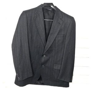 Burberry 40S Grey Herringbone Pinstriped Suit